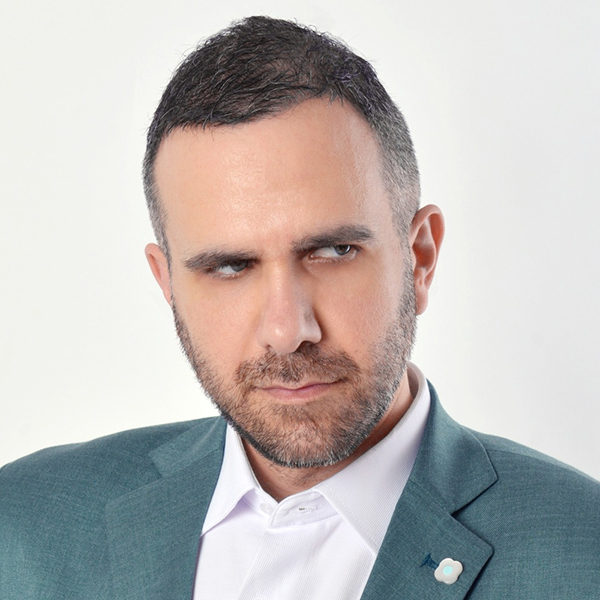 Μάνος Γρυπάρης