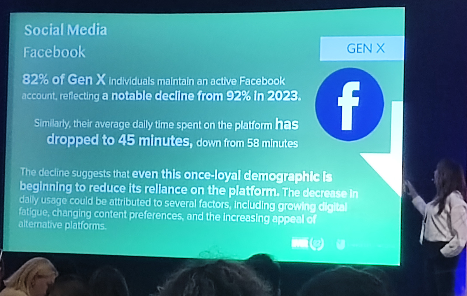 social media greece genz millenials genx erevna 1