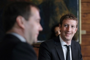 2 δισεκατομμύρια χρήστες το Facebook