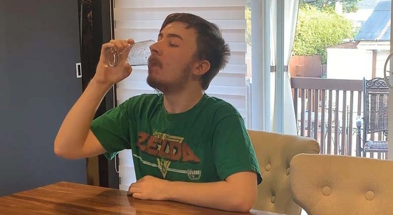 Each Sale I Drink a Glass of Water