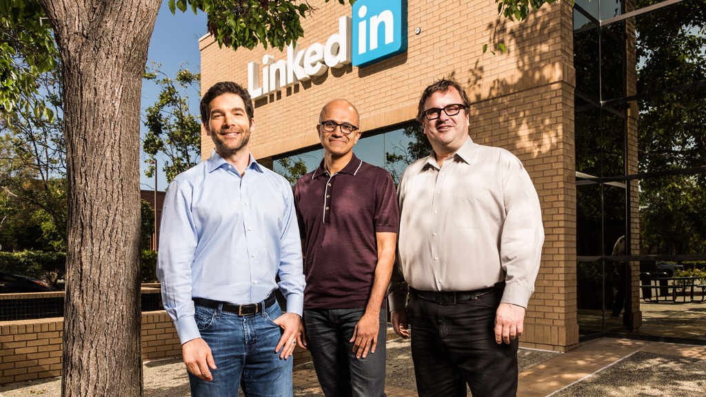 H Microsoft εξαγοράζει το LinkedIn H Microsoft εξαγοράζει το LinkedIn