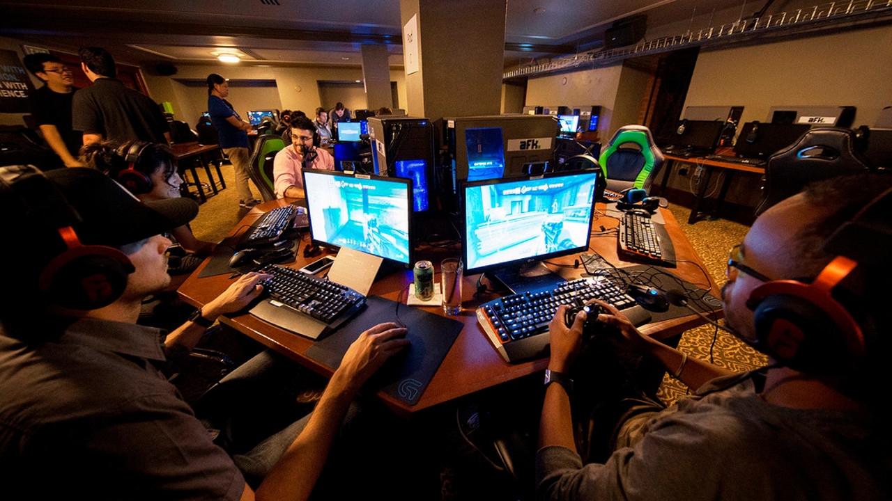 McAfee: "Οι gamers μπορούν να ευδοκιμήσουν στον χώρο της κυβερνοασφάλειας"