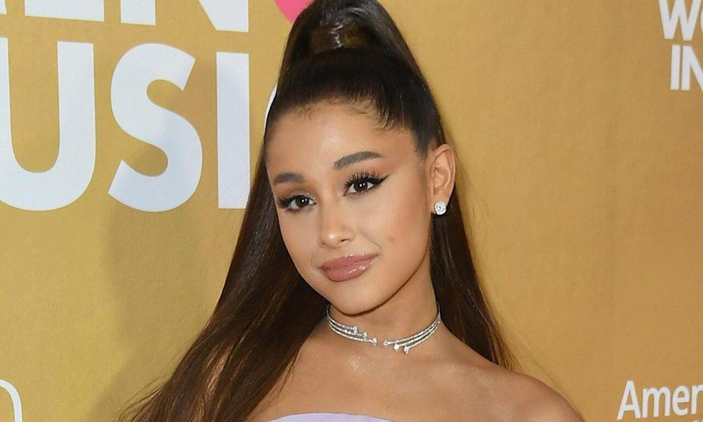 Η Ariana Grande θα είναι επικεφαλής της συναυλίας στο Fortnite Rift Tour Η Ariana Grande θα είναι επικεφαλής της συναυλίας στο Fortnite Rift Tour