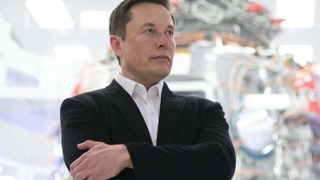 O Elon Musk σχολίασε την ανυπαρξία αυτοκινούμενων ηλεκτρικών οχημάτων στο Cyberpunk 2077
