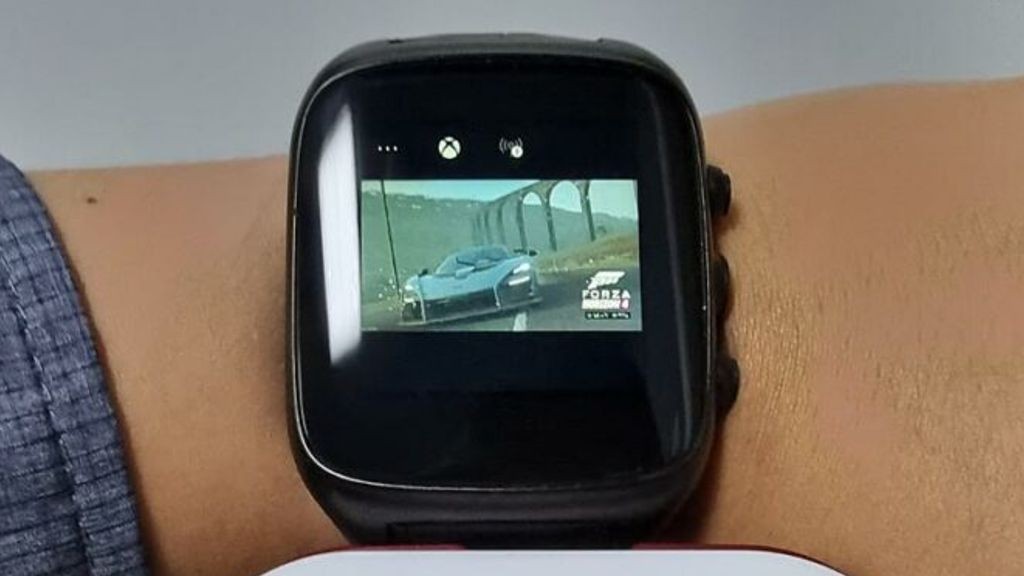 Κορεάτης τρέχει το Xbox Game Pass σε Κινέζικο Android smartwatch