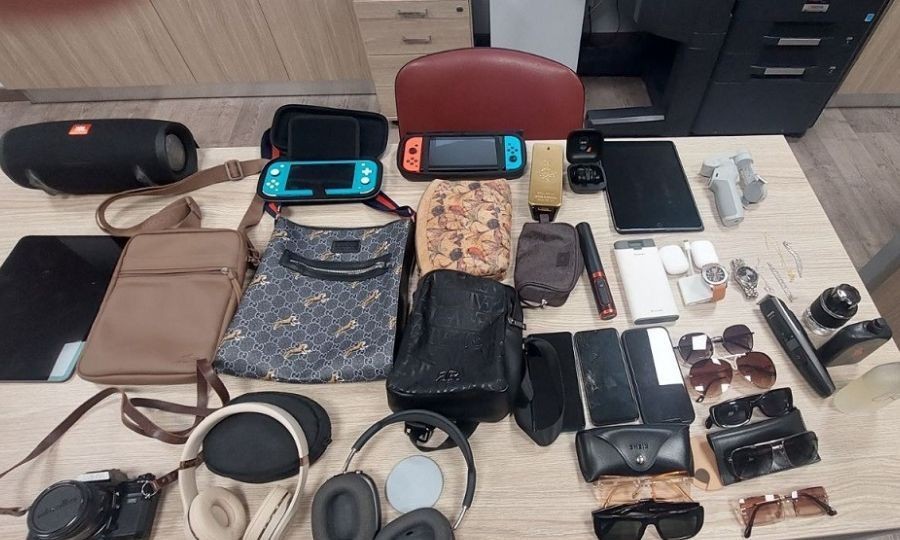Διαρρήκτης στην Κύπρο έκανε 25 κλοπές και άρπαξε μεταξύ άλλων 2 Nintendo Switch Διαρρήκτης στην Κύπρο έκανε 25 κλοπές και άρπαξε μεταξύ άλλων 2 Nintendo Switch
