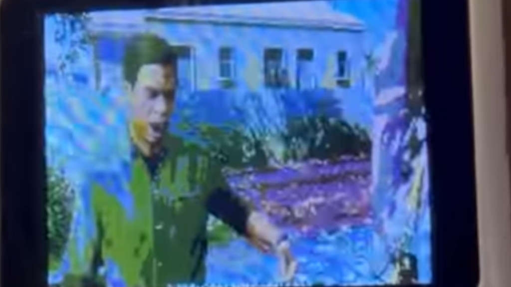 Gamer παίζει το GTA 5 σε μία... αριθμομηχανή