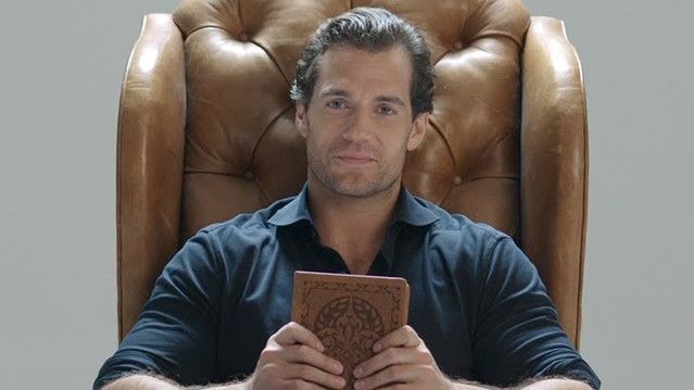 Ο Henry Cavill, ηθοποιός του The Witcher, παίζει PC games