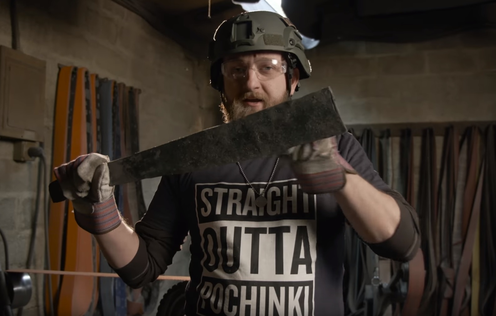 PlayerUnknown's Battlegrounds: Η ματσέτα στο Man at Arms