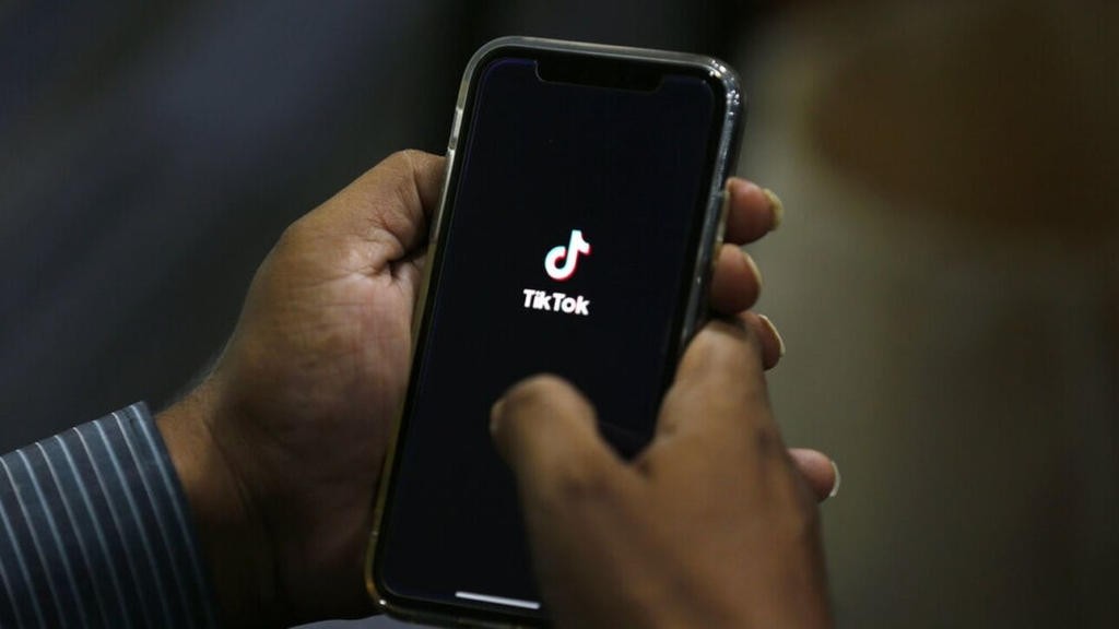 Ένα σφάλμα στην ασφάλεια του TikTok έδινε πρόσβαση στους λογαριασμούς των χρηστών αν απλά πατούσαν σε ένα link Ένα σφάλμα στην ασφάλεια του TikTok έδινε πρόσβαση στους λογαριασμούς των χρηστών αν απλά πατούσαν σε ένα link