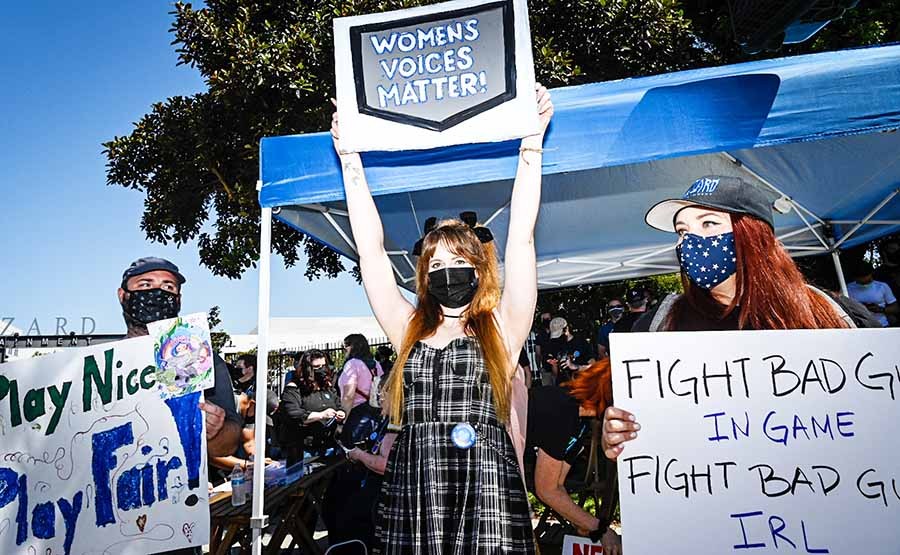 2000 υπάλληλοι των Riot Games και Activision Blizzard (κυρίως γυναίκες) έλαβαν αποζημιώσεις για σεξουαλική παρενόχληση