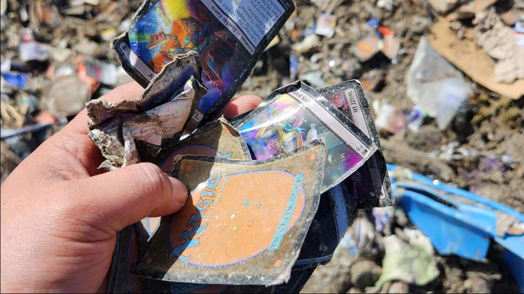 Κάρτες Magic: The Gathering αξίας 100.000-250.000 δολαρίων καταστράφηκαν σε χωματερή