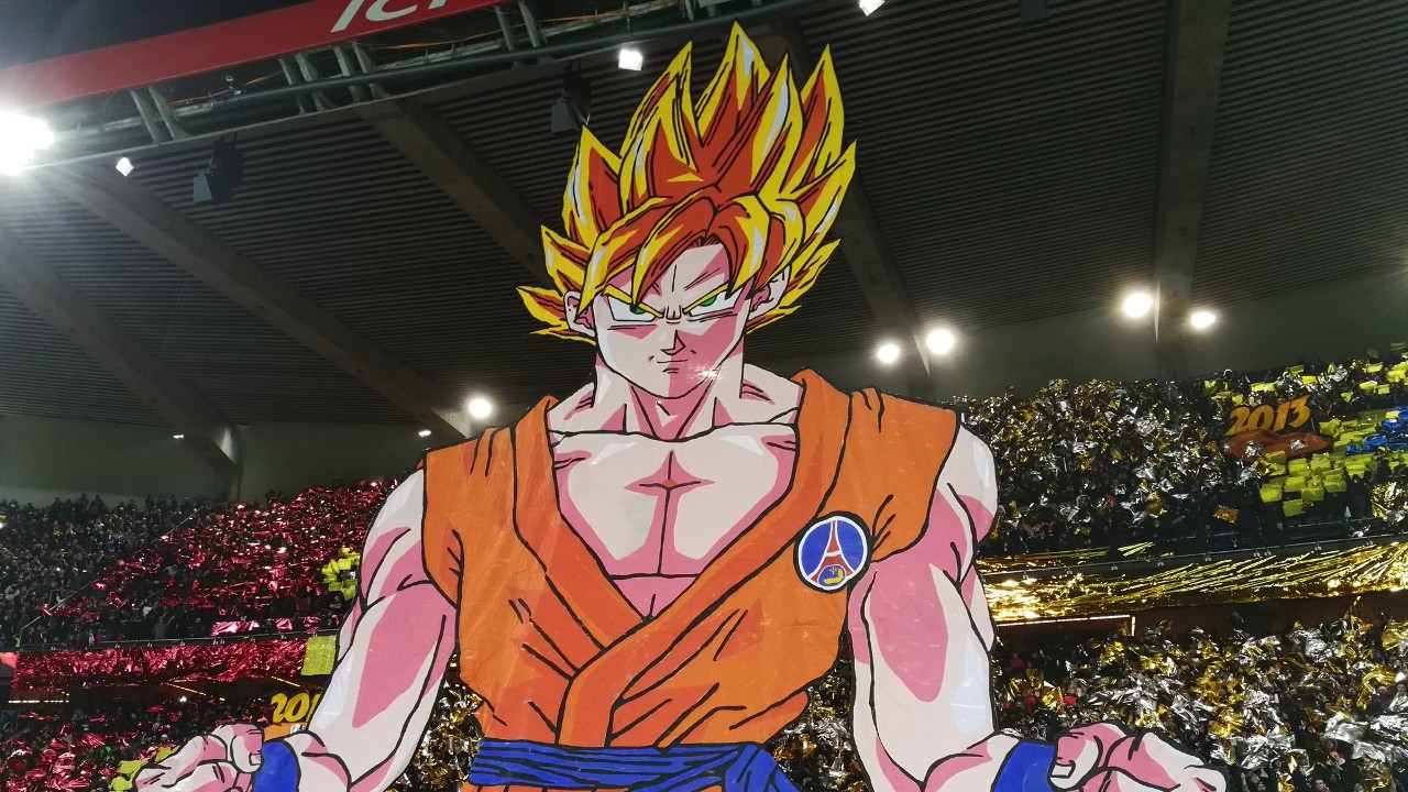 Εντυπωσιακό κορεό του Goku σε αγώνα της Paris Saint Germain