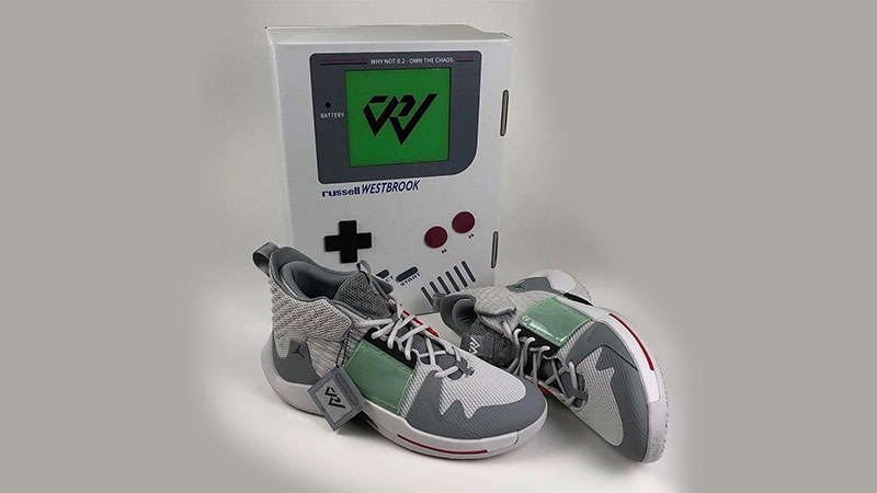 Τα Game Boy themed παπούτσια Jordan έκαναν πάταγο στο NBA Τα Game Boy themed παπούτσια Jordan έκαναν πάταγο στο NBA