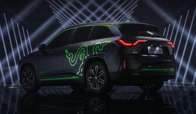 Ηλεκτρικό αυτοκίνητο Razer Nio με φωτισμούς Chroma
