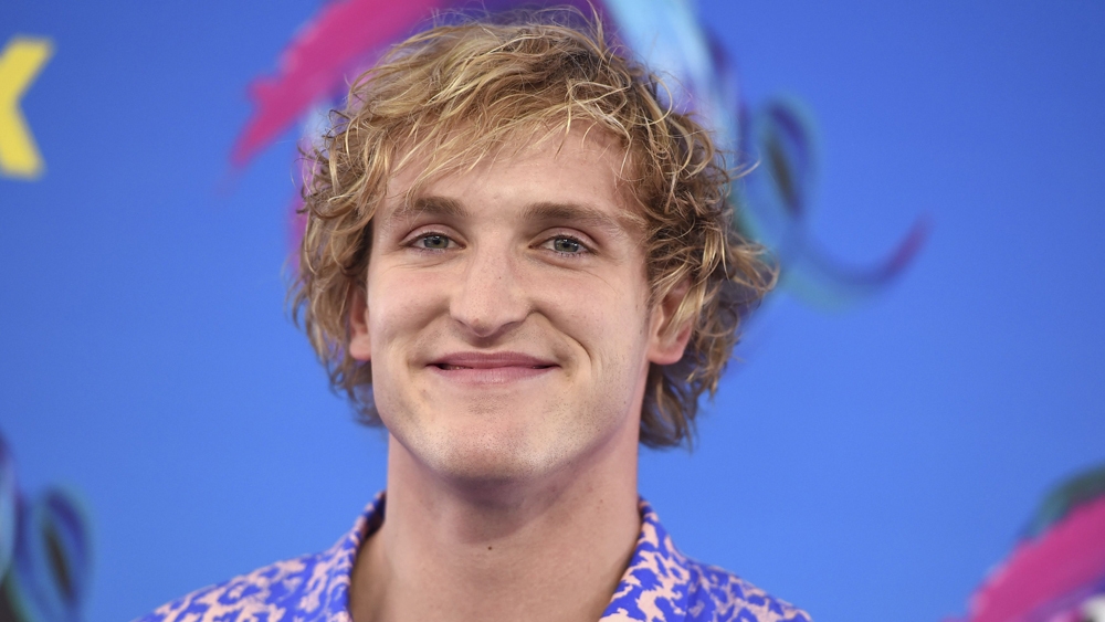 Ο Logan Paul στο Twitch παίζει Fortnite Ο Logan Paul στο Twitch παίζει Fortnite