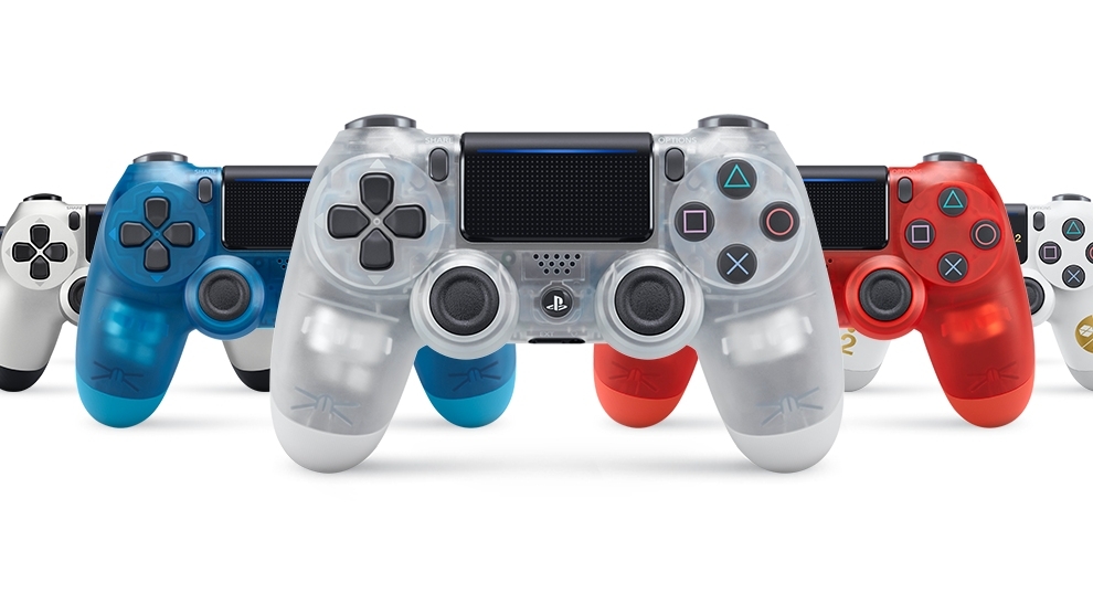 Ημιδιάφανα DualShock 4 εμπνευσμένα από τα χειριστήρια PS1