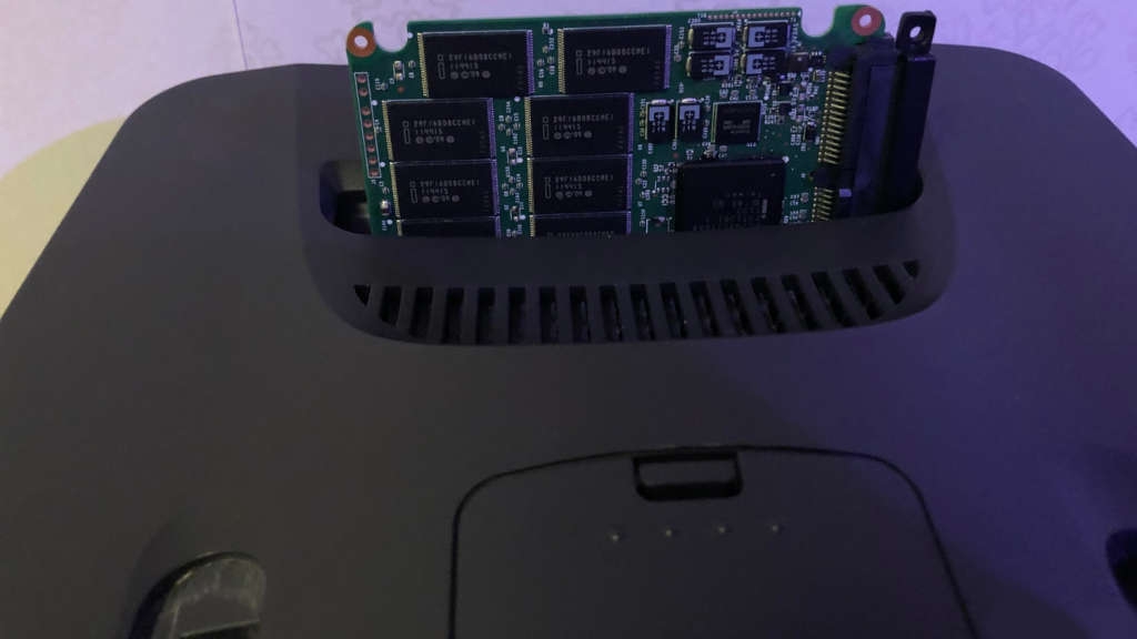 Modder με επιτυχία μετέτρεψε ένα N64 σε mini PC με χρήση ενός παλιού Intel NUC Modder με επιτυχία μετέτρεψε ένα N64 σε mini PC με χρήση ενός παλιού Intel NUC