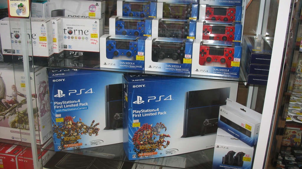 Μείωση τιμής του PS4 στην Ιαπωνία Μείωση τιμής του PS4 στην Ιαπωνία