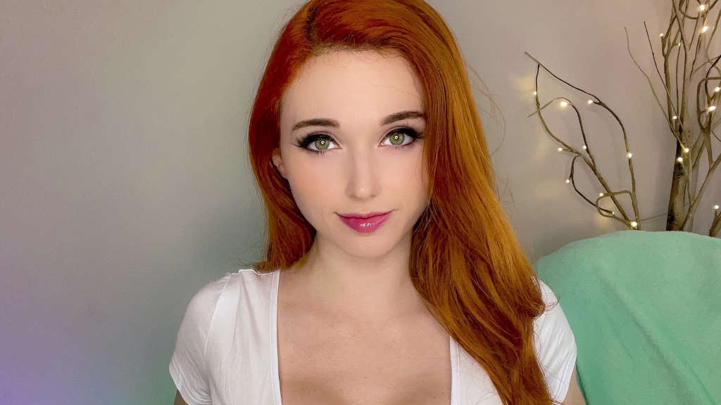 Η streamer Amouranth ανακοίνωσε ότι θα παραιτηθεί από το OnlyFans Η streamer Amouranth ανακοίνωσε ότι θα παραιτηθεί από το OnlyFans