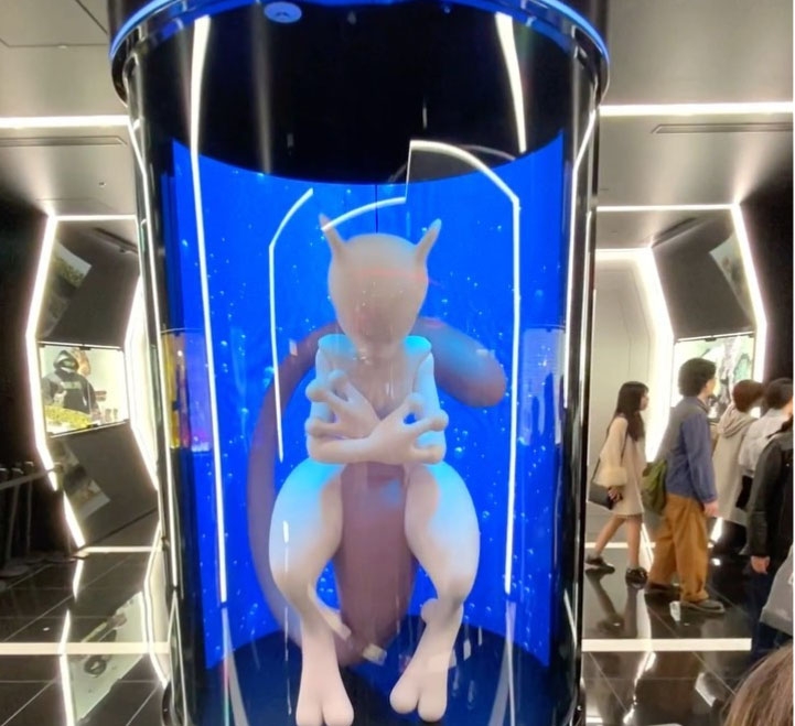 Γιγάντιος Mewtwo στο Tokyo