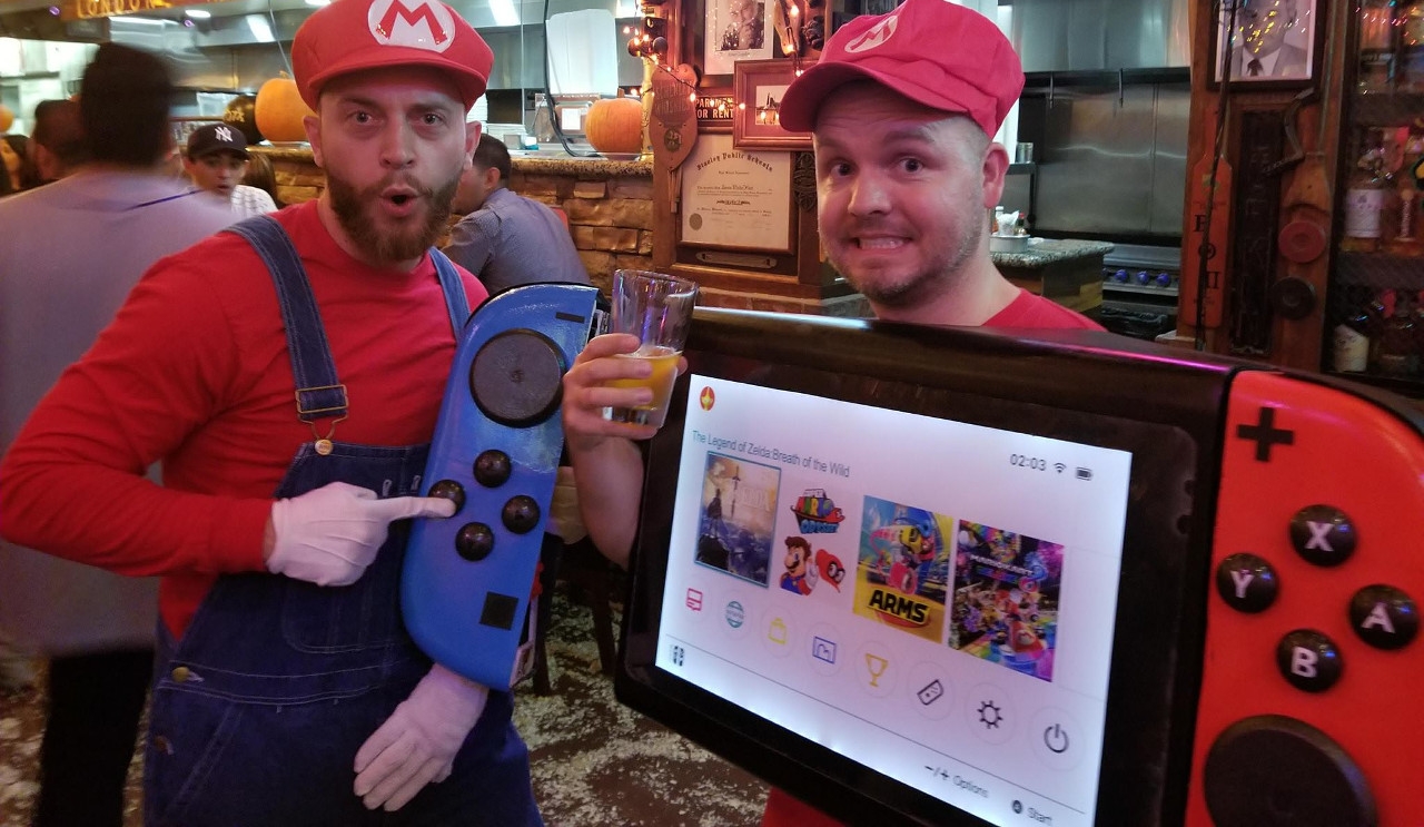 Αμερικάνος ντύθηκε Nintendo Switch για το Halloween