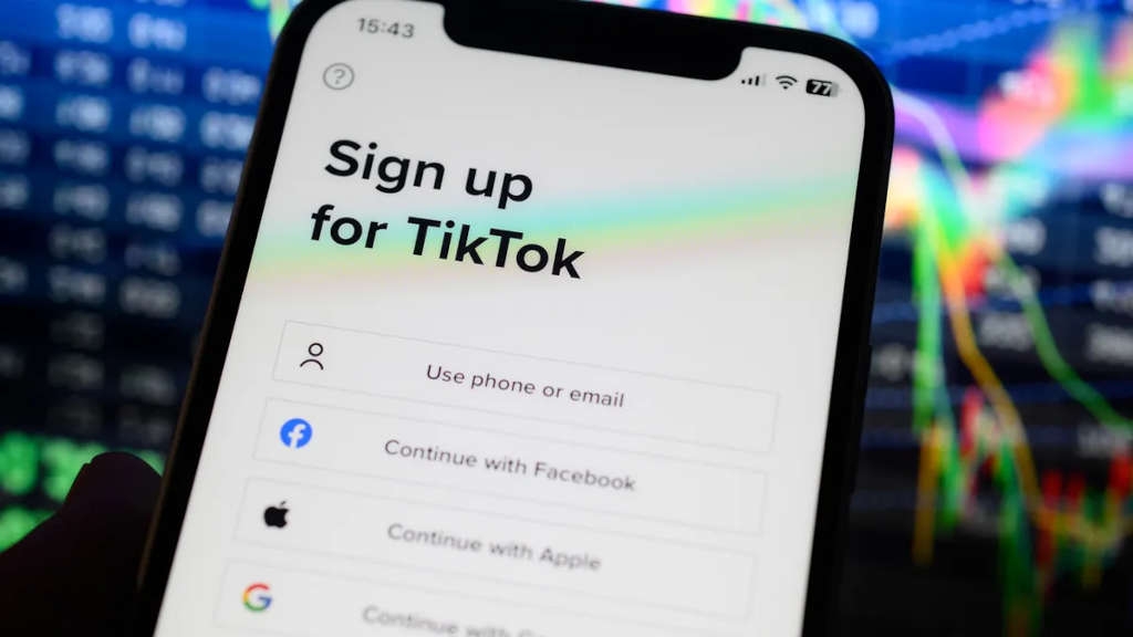 Έρευνα της Ευρωπαϊκής Επιτροπής κατά του TikTok για τον "εθιστικό σχεδιασμό" του