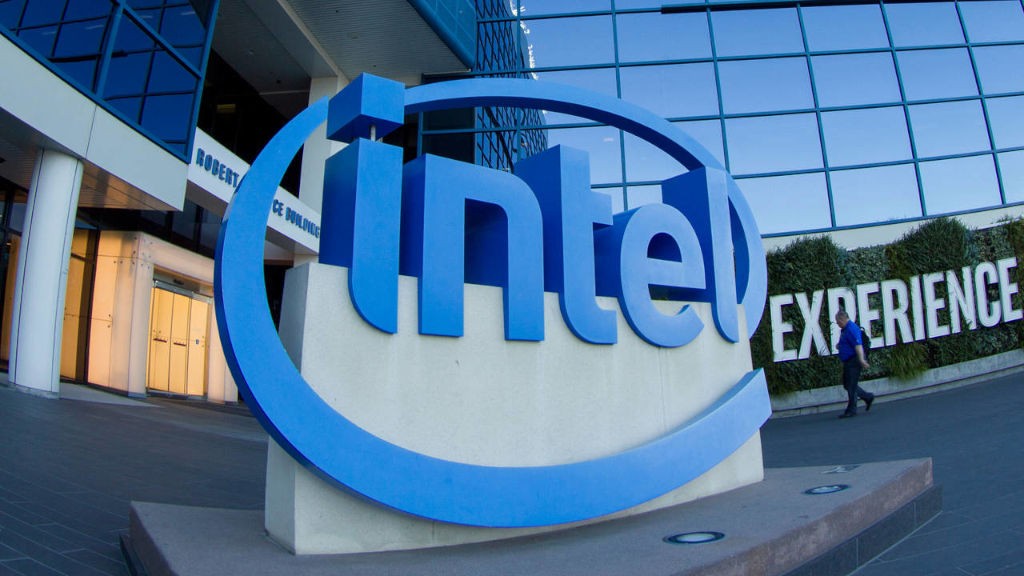 Η παραγωγή νέων τσιπ από την Intel σταμάτησε στην Κίνα λόγω καύσωνα Η παραγωγή νέων τσιπ από την Intel σταμάτησε στην Κίνα λόγω καύσωνα