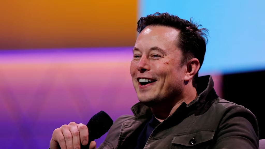 Ο Elon Musk ανακοίνωσε ότι θα φτιάξει έναν ανταγωνιστή της Microsoft με όνομα Macrohard