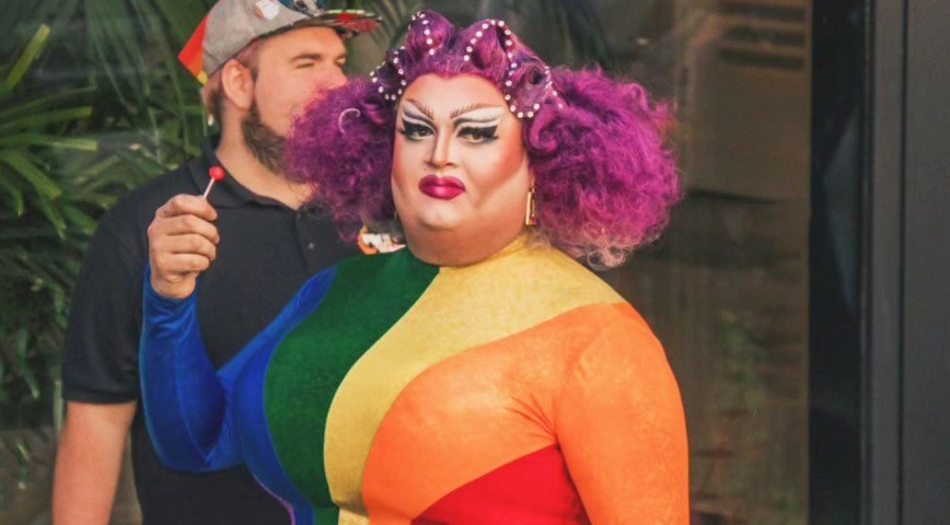 Η Disney διοργάνωσε Drag Queen show για μικρά παιδάκια