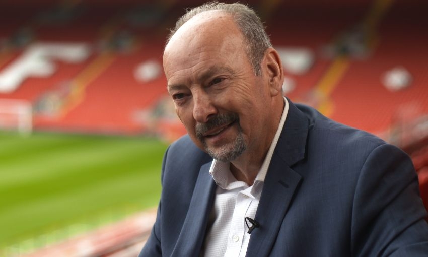Peter Moore: "Οι έφηβοι ενδιαφέρονται περισσότερο για το Fortnite παρά για το ποδόσφαιρο"