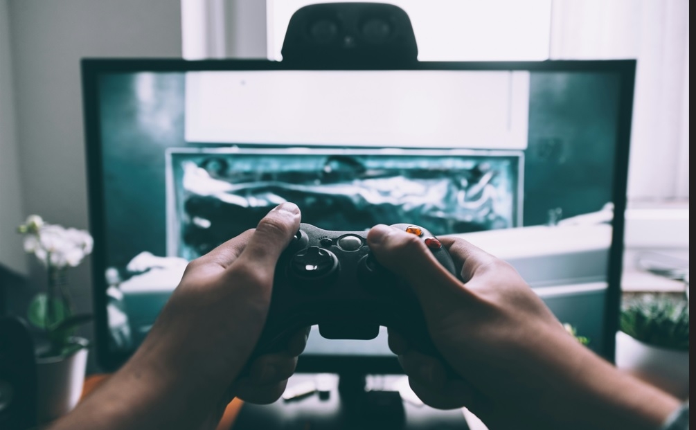 Πώς τα remakes αλλάζουν τον τρόπο που οι gamers θυμούνται τα κλασικά παιχνίδια