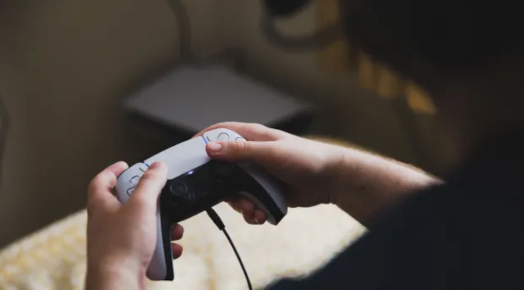 Έρευνα: Οι νέοι άνδρες επιλέγουν τα video games αντί για το σεξ