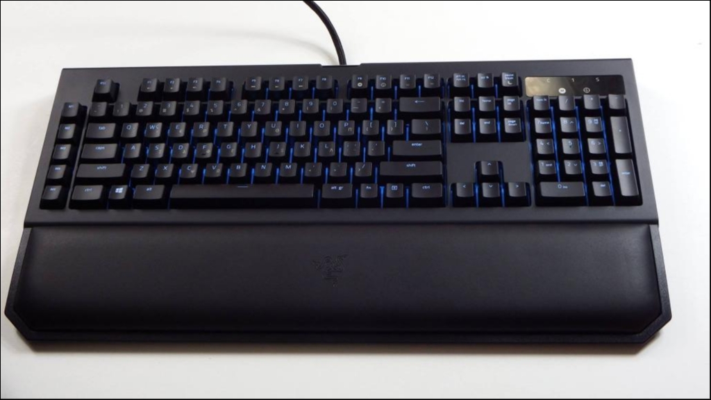 Razer Blackwidow Chroma V2 Razer Blackwidow Chroma V2