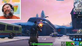 Ο Jack Black παίζει Arcade games