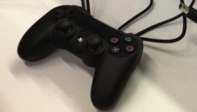 Δείτε το DualShock 4 και το PlayStation 4 dev kit!