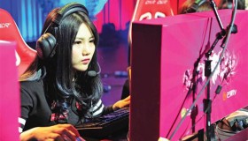 chinese-girl-gamer