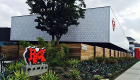 Riot-games-offers-exit-program-10