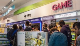 PS4 vs Xbox One και πωλήσεις των games το 2016