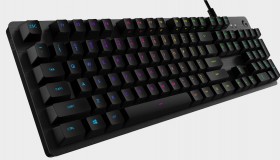 Logitech G512 keyboard με θορυβώδη πλήκτρα GX Blue