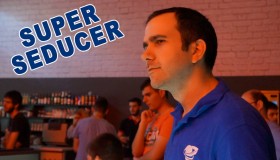 Ο Μάνος στο Super Seducer