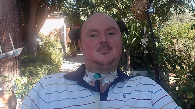thanasis-gofundme-wheelchair-volos-greece