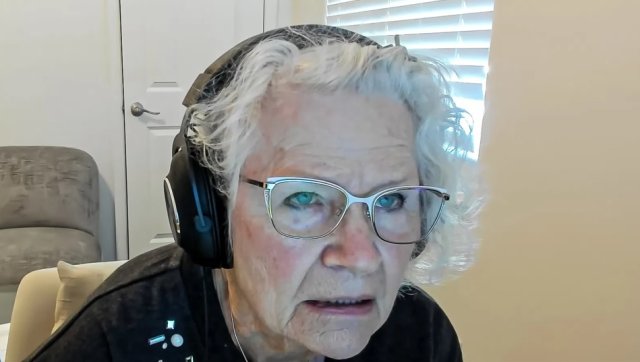 gramma-crackers-minecraft-2