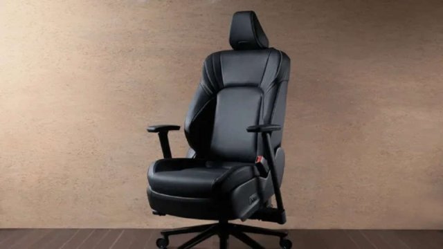 toyota-crown-seat-desk-chair